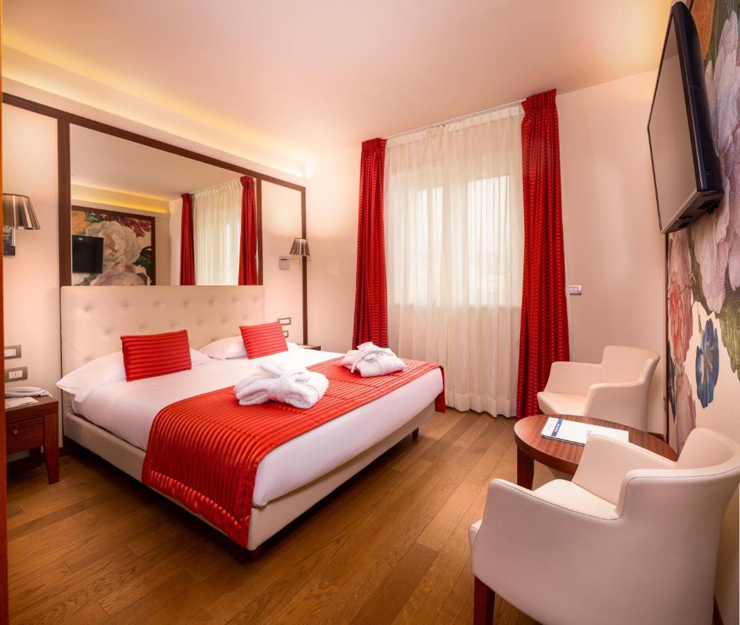Best Western Hotel Nazionale Sanremo Exterior photo